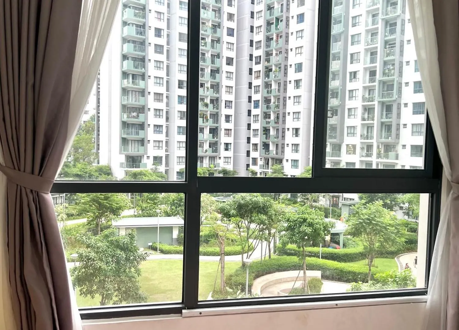 Apartment Emeral 2Pn 2Wc Ho Chi Minh City Vietnam